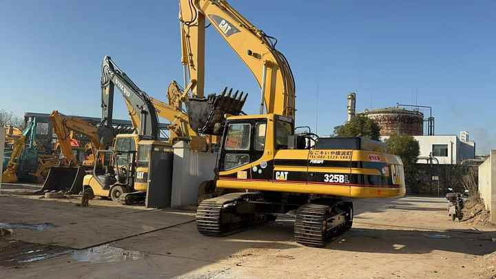 Used Digger CAT 325BL Construction Machinery Construction Digger Used CAT 325BL Cheap Excavator - Pelle sur chenille: photos 3 Used Digger CAT 325BL Construction Machinery Construction Digger Used CAT 325BL Cheap Excavator - Pelle sur chenille: photos 3