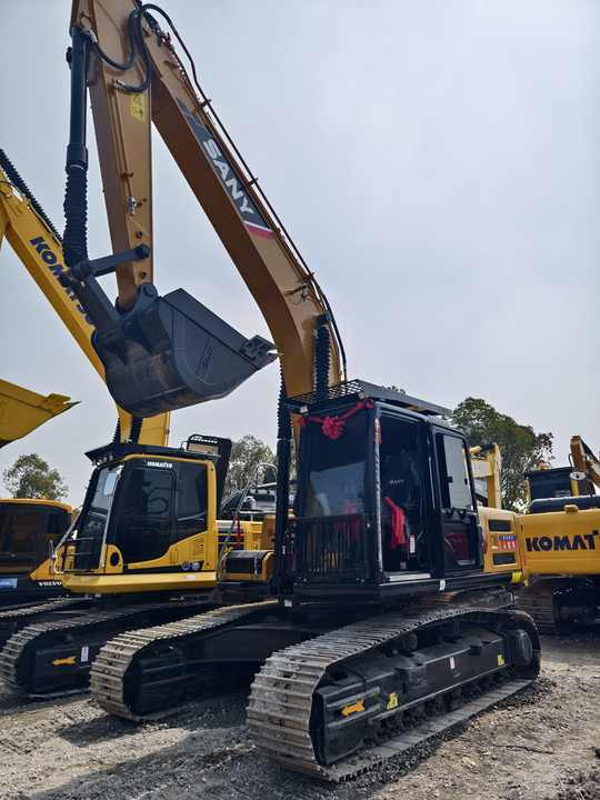 Used Heavy Construction Equipment Sany Sy215 Excavator Used Machine - Pelle sur chenille: photos 2 Used Heavy Construction Equipment Sany Sy215 Excavator Used Machine - Pelle sur chenille: photos 2