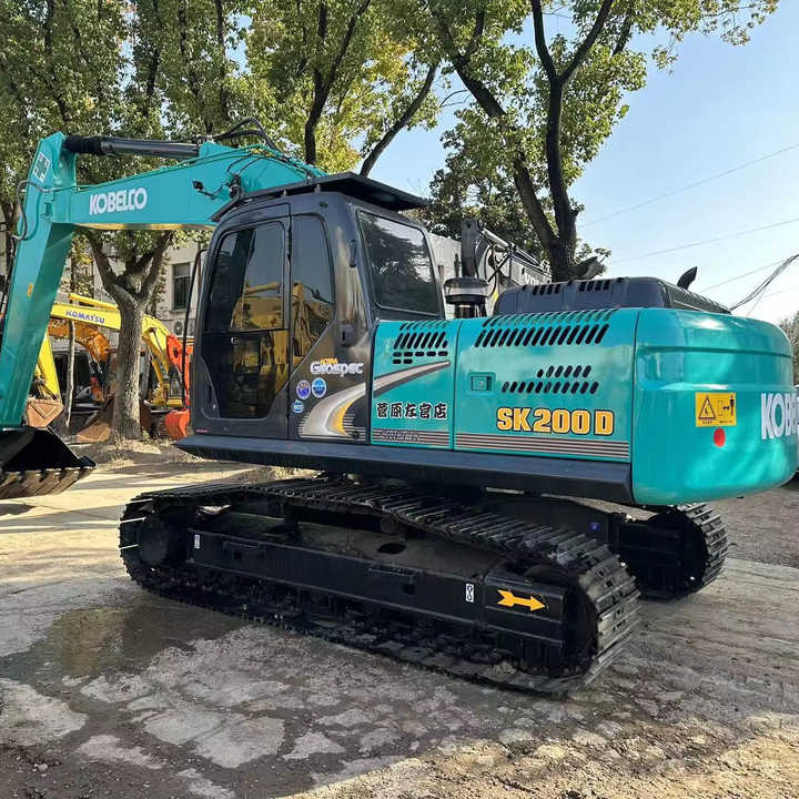 Used Japan Kobelco SK200-8 Crawler Excavator New Arrival Earth-moving Machine for Sale - Pelle sur chenille: photos 1 Used Japan Kobelco SK200-8 Crawler Excavator New Arrival Earth-moving Machine for Sale - Pelle sur chenille: photos 1