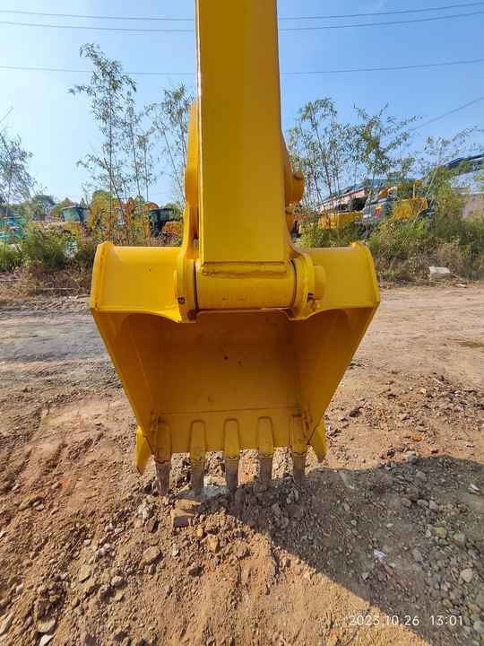 Used Japan Original PC120-8 in Good Condition PC120-8 Komatsu in Good Quality - Pelle sur chenille: photos 3 Used Japan Original PC120-8 in Good Condition PC120-8 Komatsu in Good Quality - Pelle sur chenille: photos 3