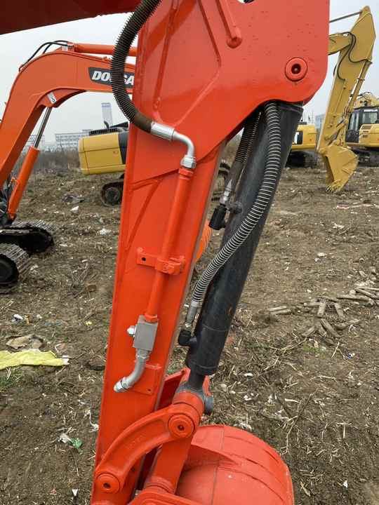 Used KUBOTA U35-5 Model Excavator Second Hand Machine Popular Brand JAPAN KUBOTA Hydraulic Machinery - Mini pelle: photos 3 Used KUBOTA U35-5 Model Excavator Second Hand Machine Popular Brand JAPAN KUBOTA Hydraulic Machinery - Mini pelle: photos 3