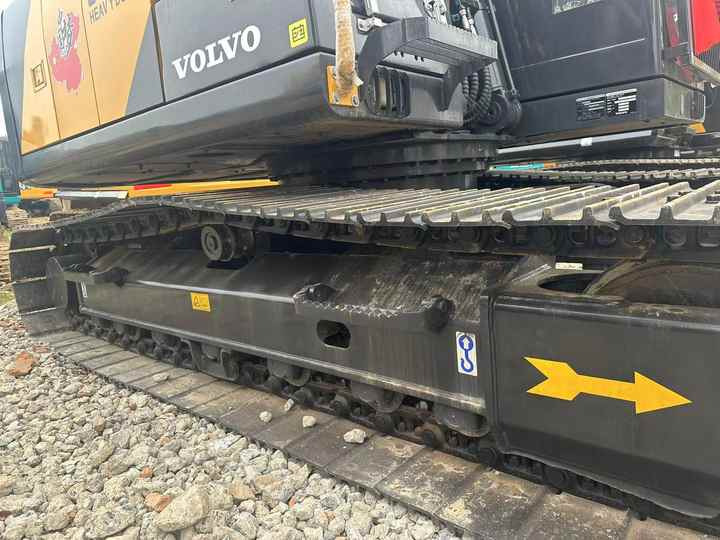 Used Original Volvo EC140 Excavator on Sale - Pelle: photos 4 Used Original Volvo EC140 Excavator on Sale - Pelle: photos 4