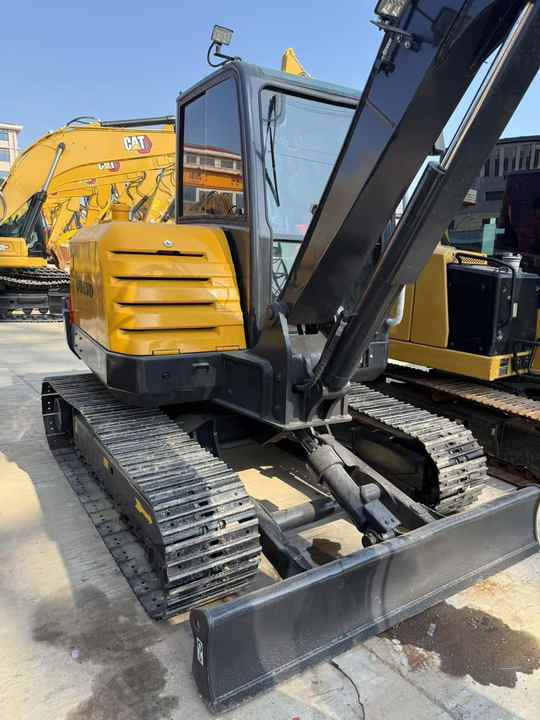 Used volvo Ec60 Mini 6tons Excavator in Stock for Sale - Pelle sur chenille: photos 2 Used volvo Ec60 Mini 6tons Excavator in Stock for Sale - Pelle sur chenille: photos 2