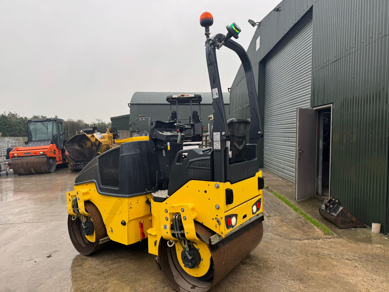 BOMAG BW120AD-5 - Rouleau compresseur: photos 3 BOMAG BW120AD-5 - Rouleau compresseur: photos 3