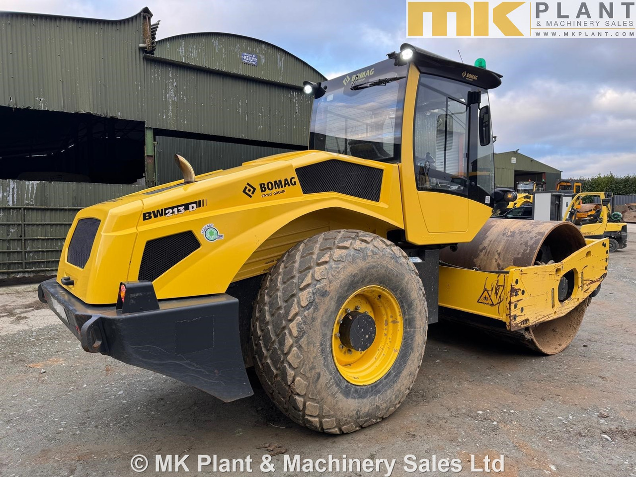 BOMAG BW213D-5 - Compacteur: photos 4 BOMAG BW213D-5 - Compacteur: photos 4