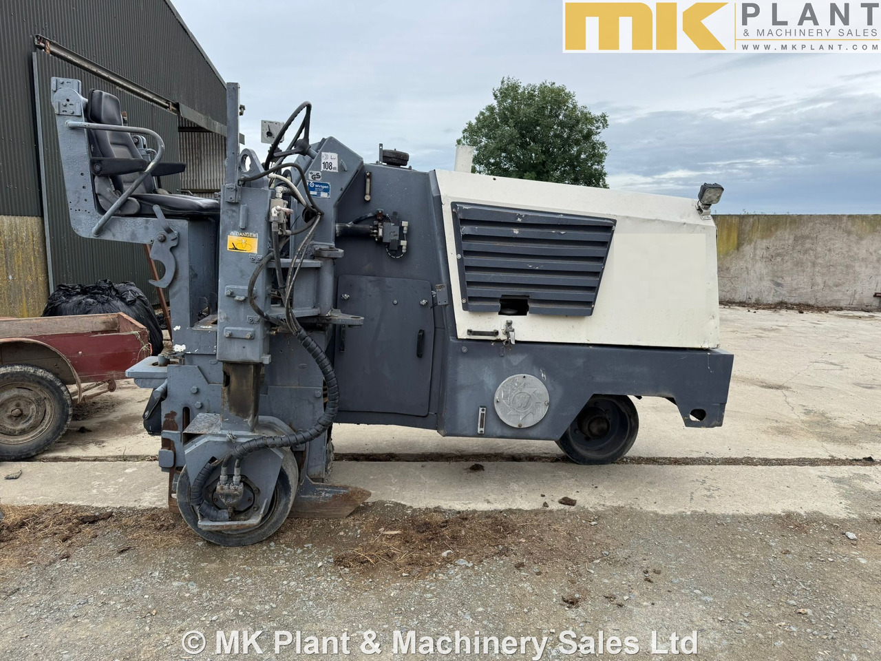 WIRTGEN W500 - Fraiseuse à froid: photos 1 WIRTGEN W500 - Fraiseuse à froid: photos 1