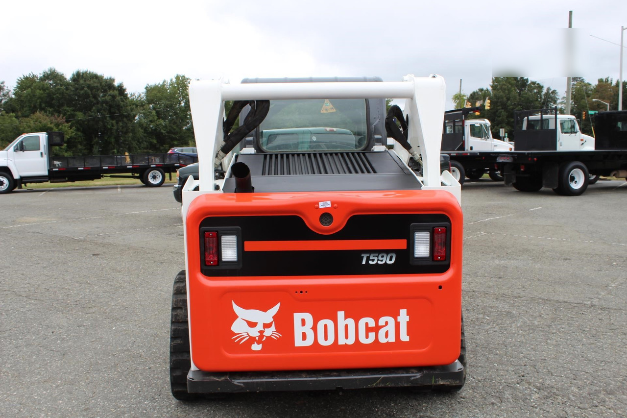 BOBCAT T590 - Mini chargeuse: photos 4 BOBCAT T590 - Mini chargeuse: photos 4