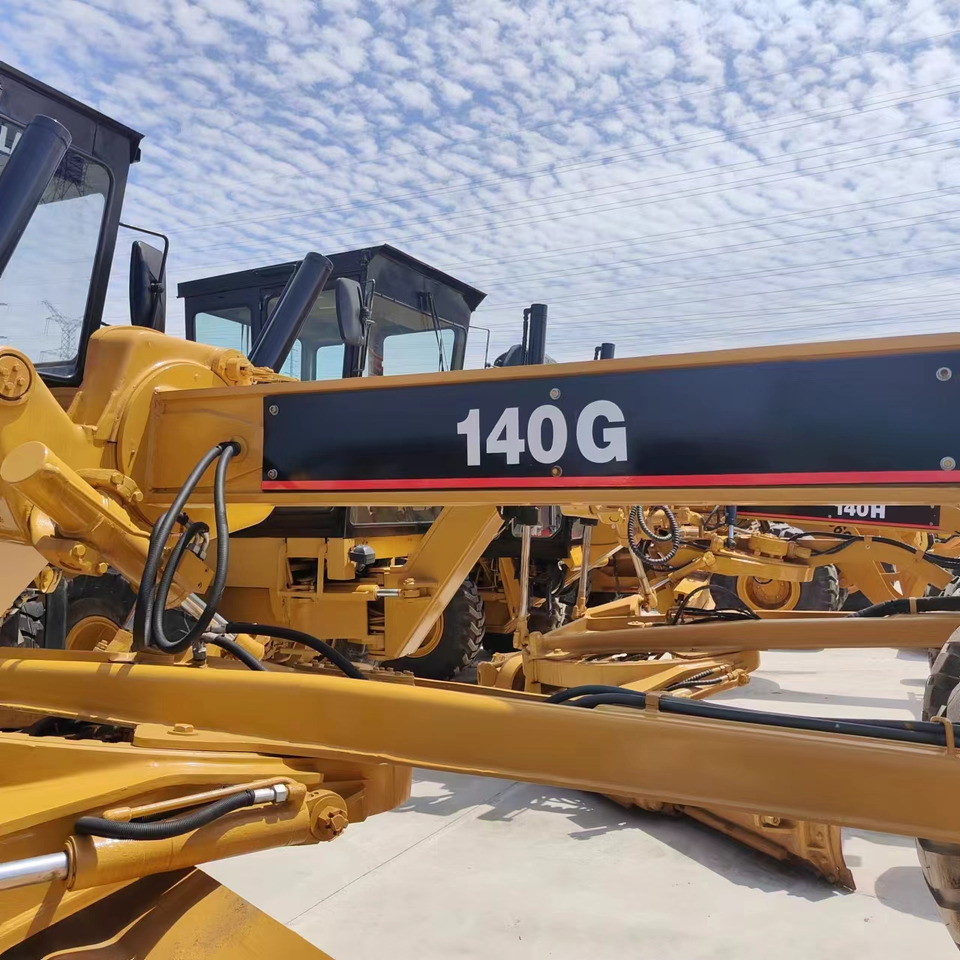 CATERPILLAR 140G - Niveleuse: photos 4 CATERPILLAR 140G - Niveleuse: photos 4