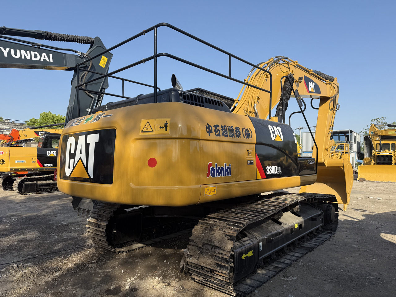CATERPILLAR 330D2 - Pelle sur chenille: photos 1 CATERPILLAR 330D2 - Pelle sur chenille: photos 1