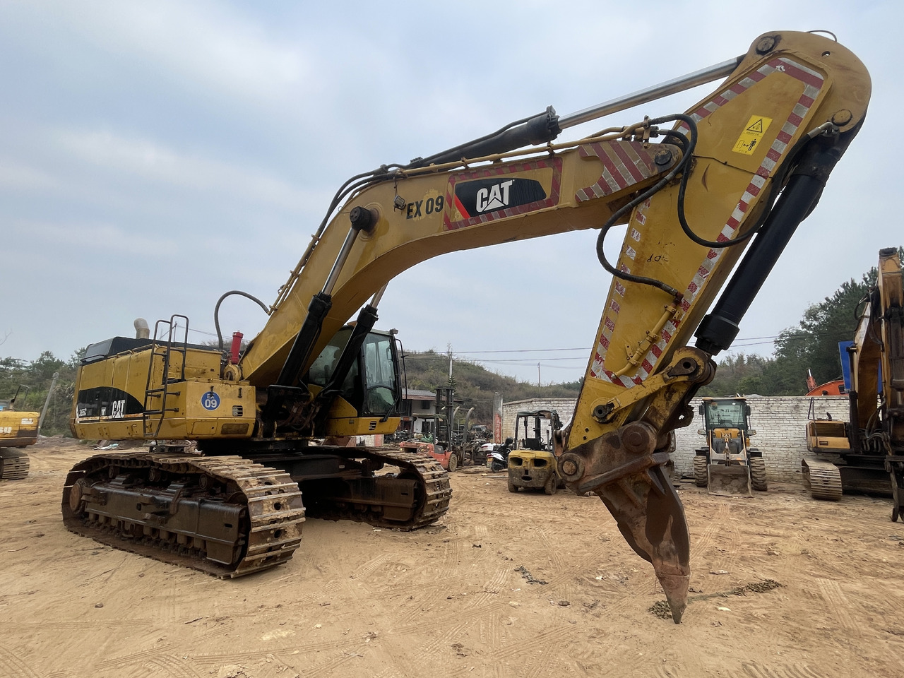 CATERPILLAR 365C - Pelle sur chenille: photos 2 CATERPILLAR 365C - Pelle sur chenille: photos 2