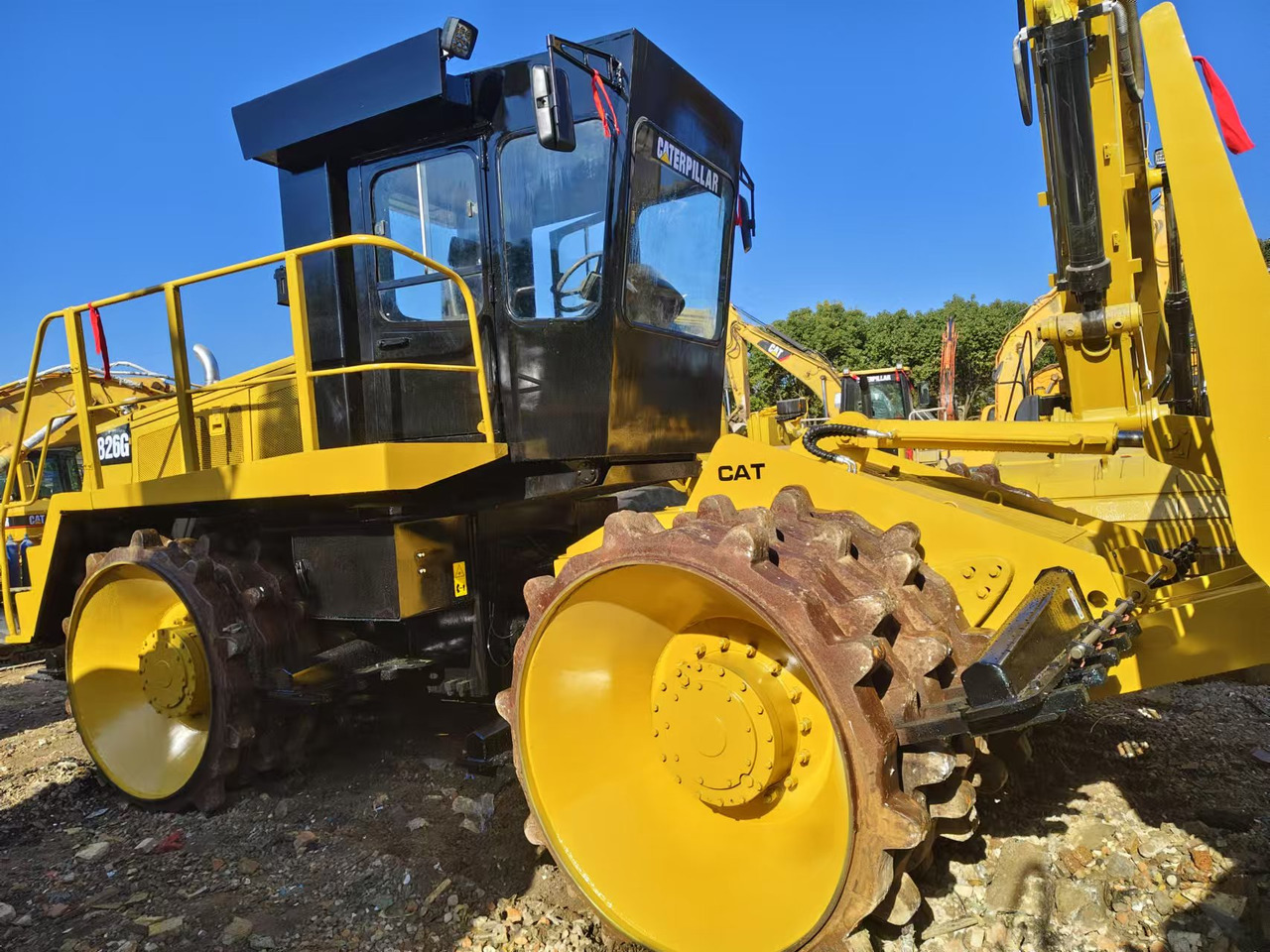 CATERPILLAR 826G - Rouleau compresseur: photos 4 CATERPILLAR 826G - Rouleau compresseur: photos 4