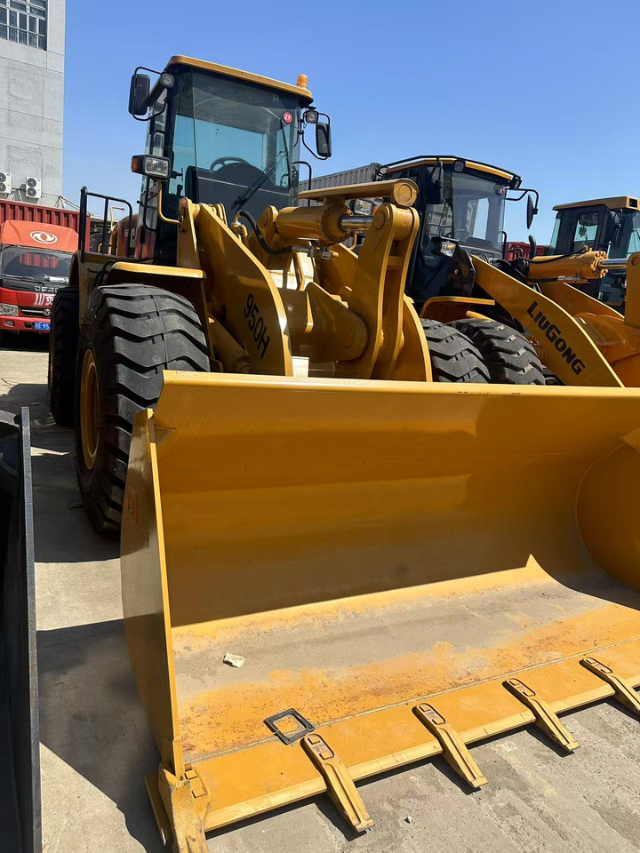 CATERPILLAR 950H - Chargeuse sur pneus: photos 4 CATERPILLAR 950H - Chargeuse sur pneus: photos 4