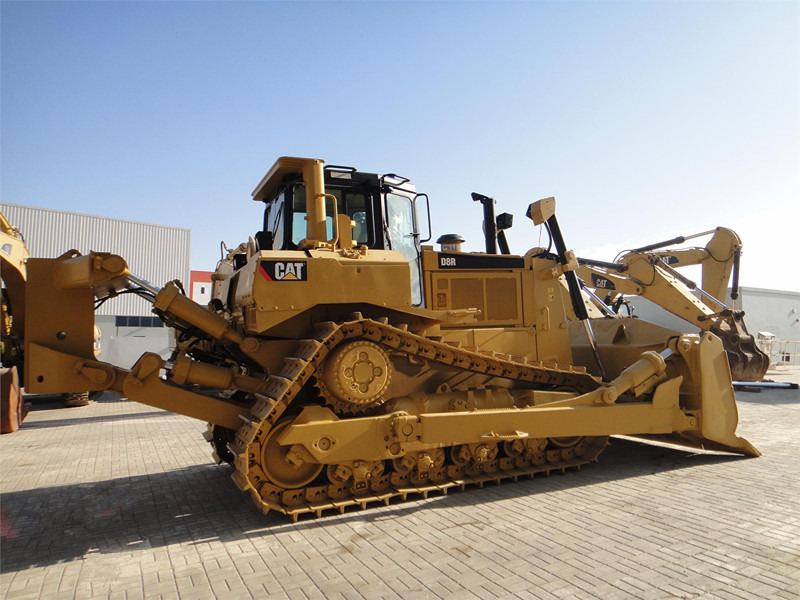 CATERPILLAR D8N - Bulldozer: photos 1 CATERPILLAR D8N - Bulldozer: photos 1