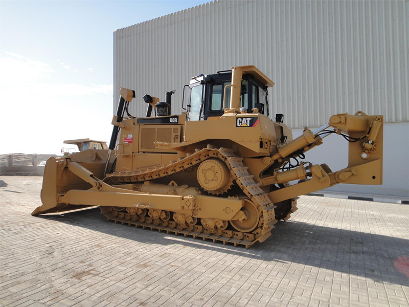 CATERPILLAR D8N - Bulldozer: photos 4 CATERPILLAR D8N - Bulldozer: photos 4