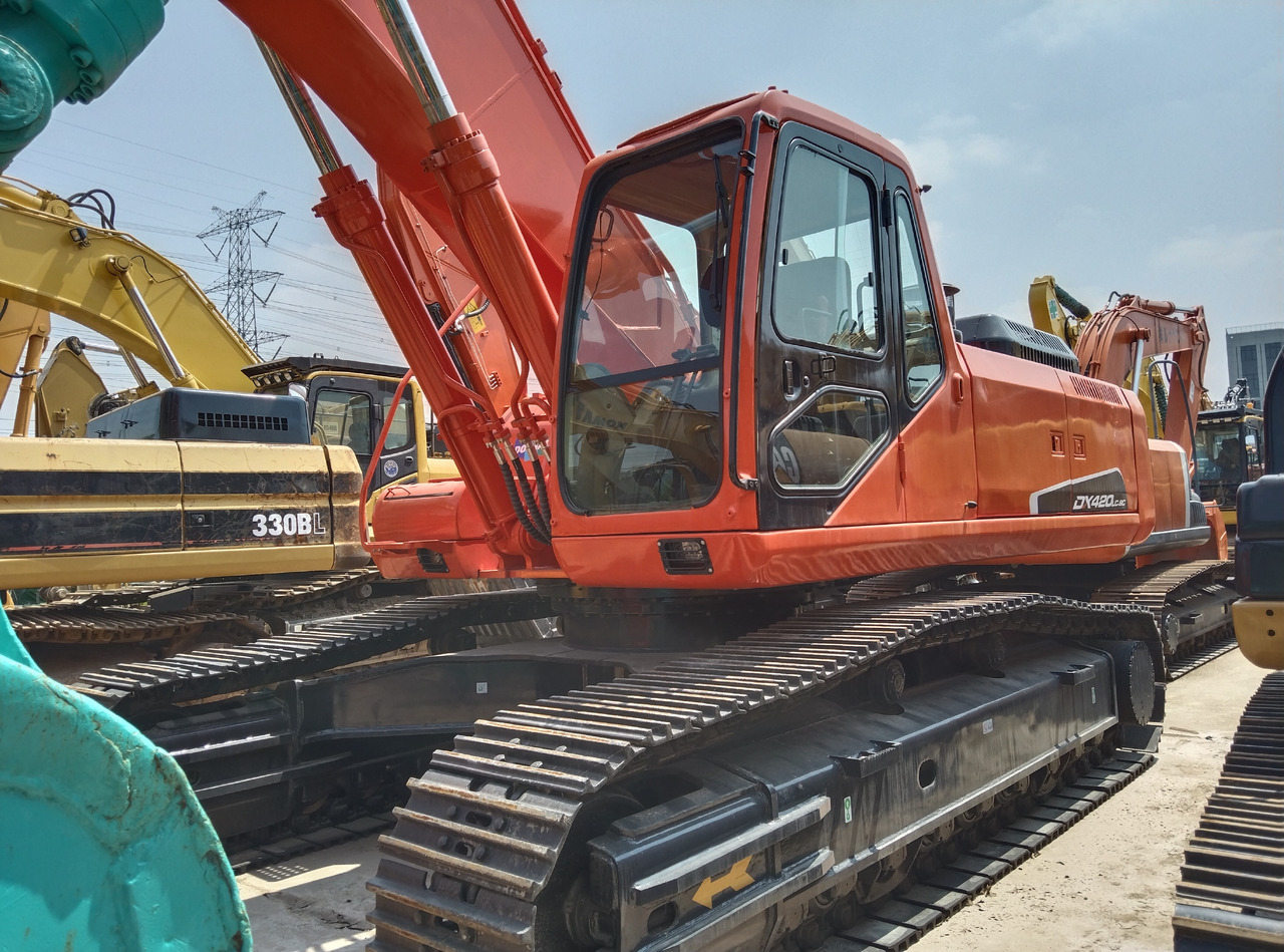 DOOSAN DX420LC-9C - Pelle sur chenille: photos 1 DOOSAN DX420LC-9C - Pelle sur chenille: photos 1