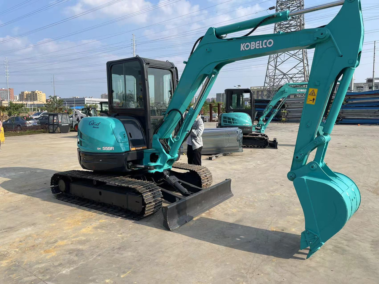 KOBELCO SK55SR - Mini pelle: photos 1 KOBELCO SK55SR - Mini pelle: photos 1