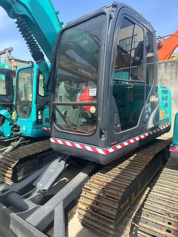 KOBELCO SK75 - Mini pelle: photos 4 KOBELCO SK75 - Mini pelle: photos 4