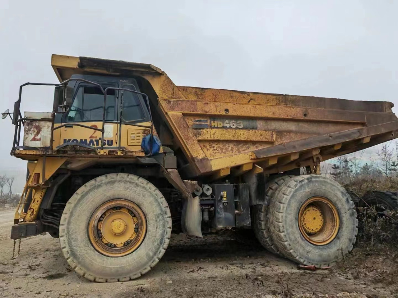 KOMATSU HD465 - Camion benne: photos 1 KOMATSU HD465 - Camion benne: photos 1