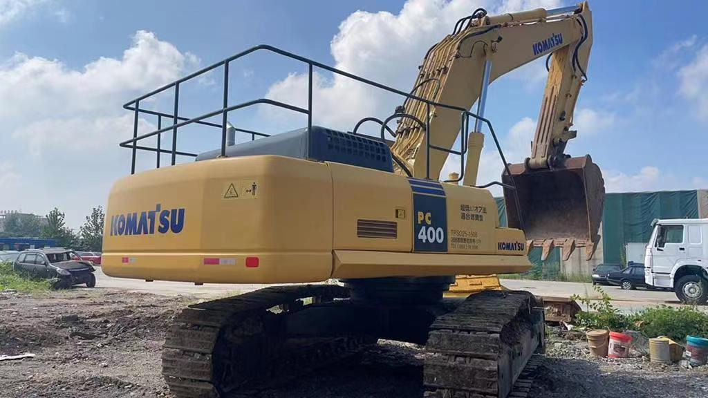 KOMATSU PC400-7 - Pelle sur chenille: photos 2 KOMATSU PC400-7 - Pelle sur chenille: photos 2