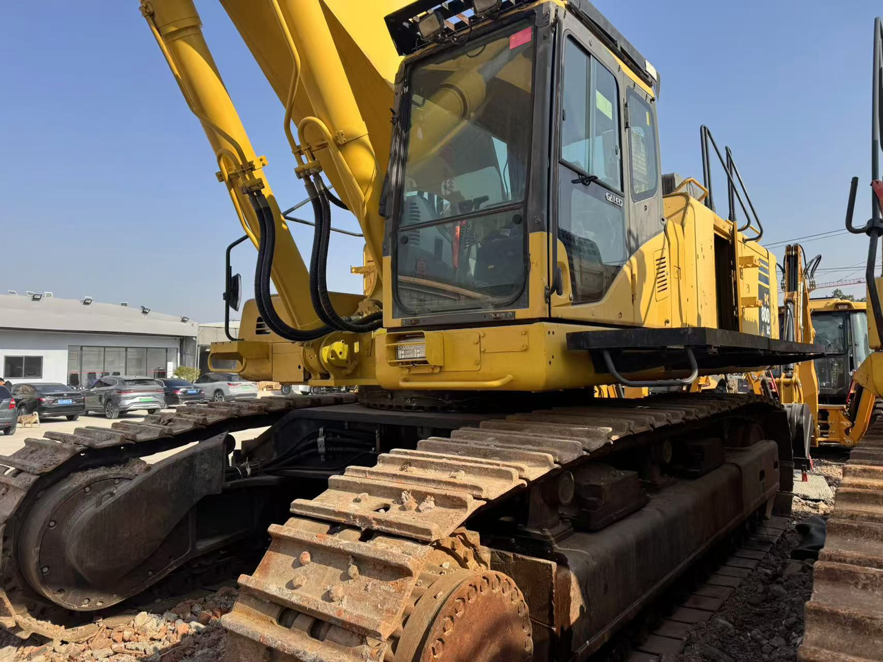 KOMATSU PC800-8 - Pelle sur chenille: photos 2 KOMATSU PC800-8 - Pelle sur chenille: photos 2