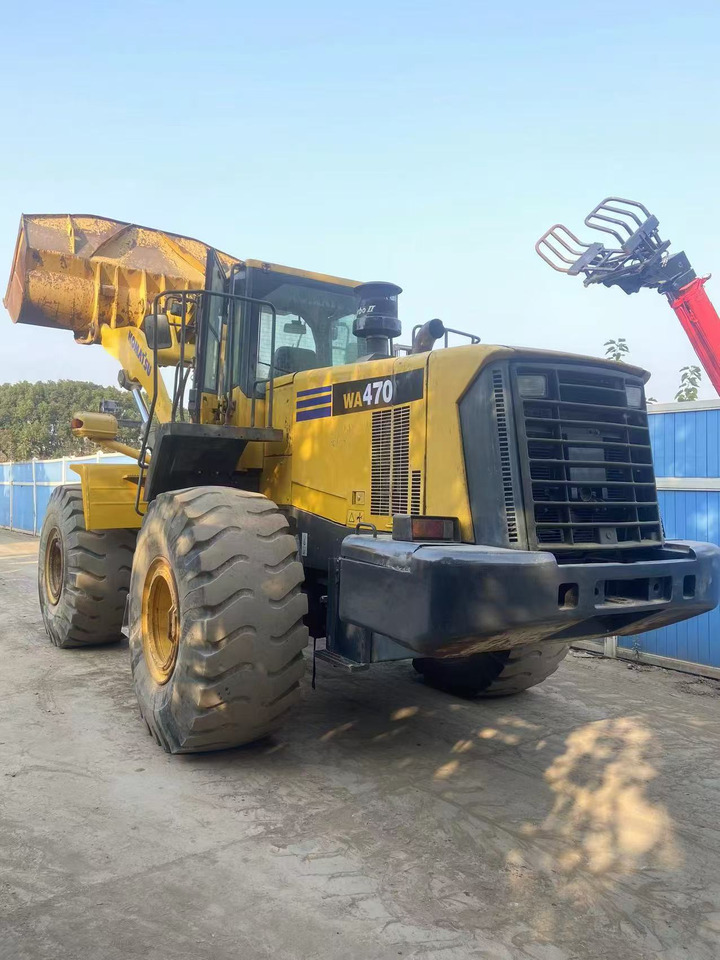 KOMATSU WA470-6 - Chargeuse sur pneus: photos 4 KOMATSU WA470-6 - Chargeuse sur pneus: photos 4