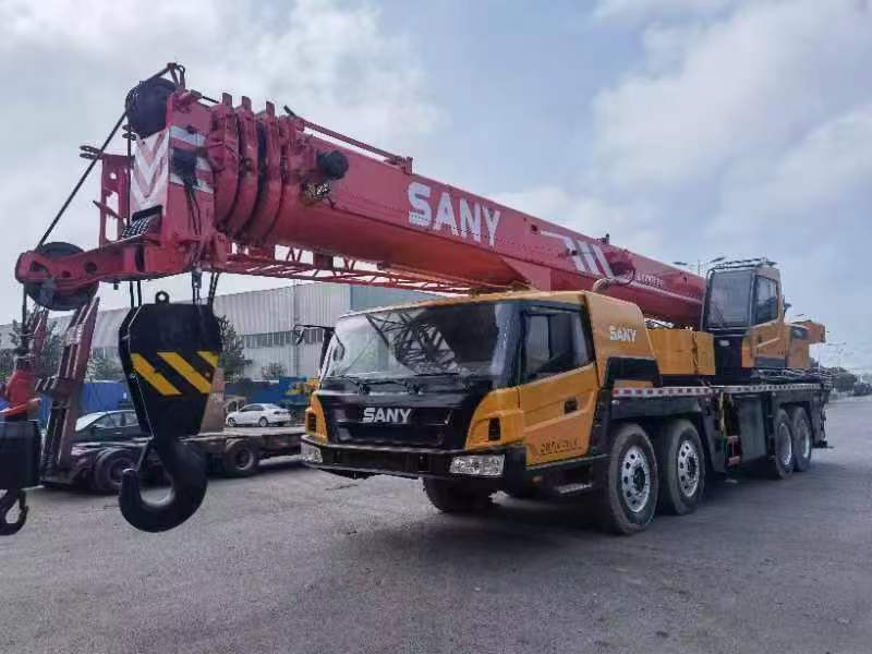 SANY STC800 - Grue mobile: photos 1 SANY STC800 - Grue mobile: photos 1