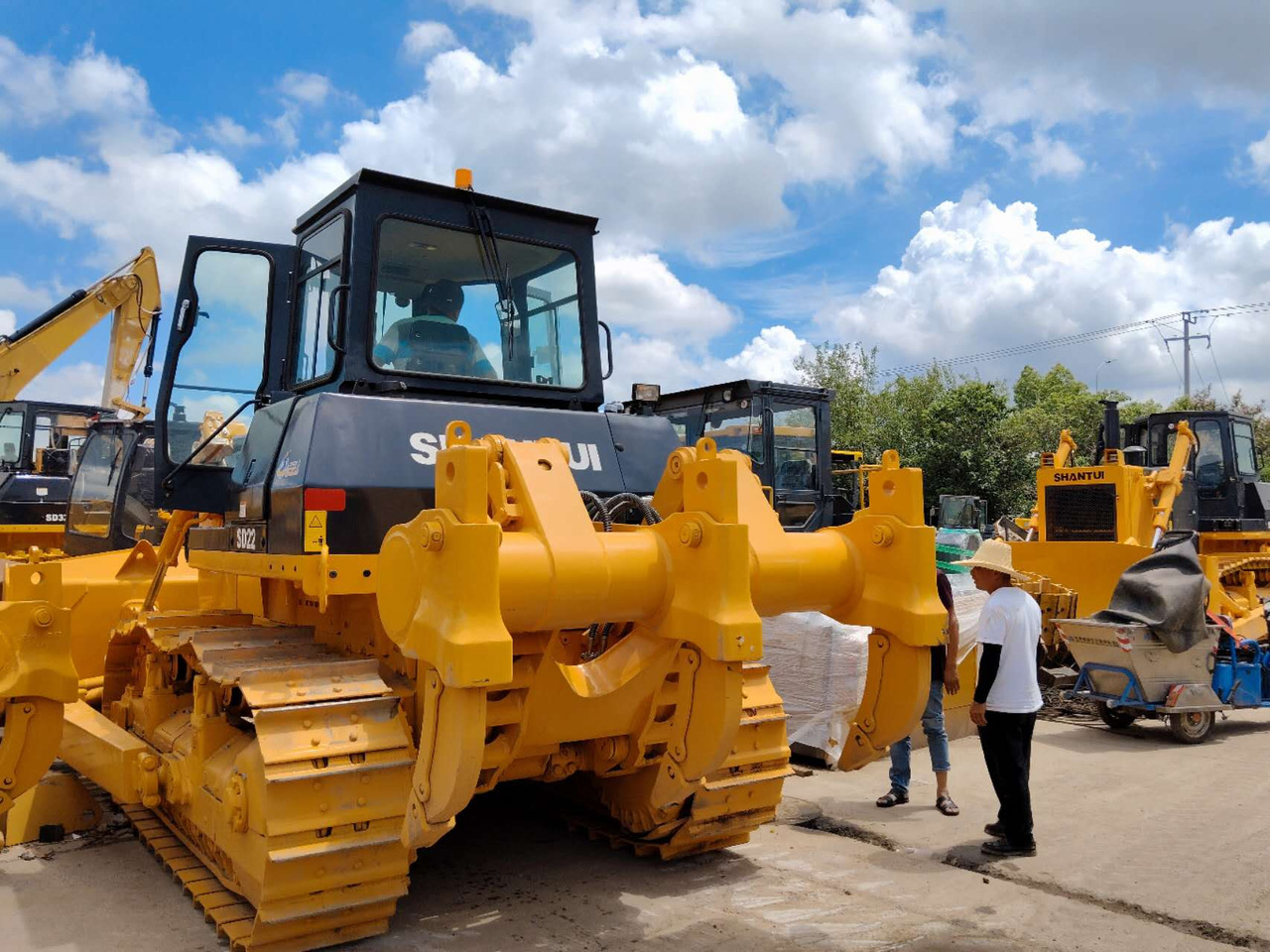 SHANTUI SD22 - Bulldozer: photos 2 SHANTUI SD22 - Bulldozer: photos 2