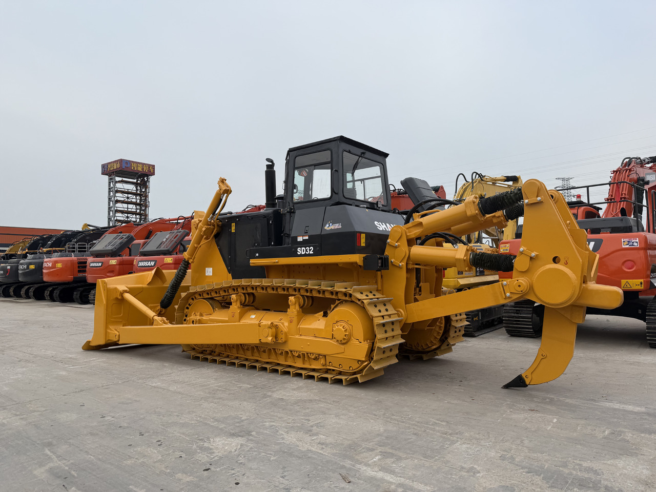 SHANTUI SD32 - Bulldozer: photos 2 SHANTUI SD32 - Bulldozer: photos 2