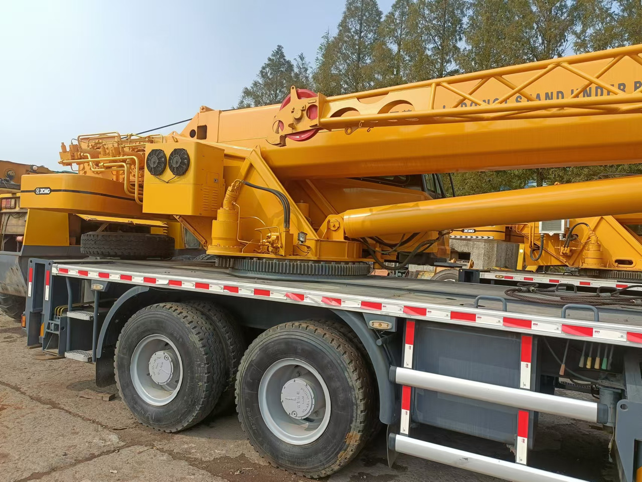 XCMG QY25K5C - Grue mobile: photos 4 XCMG QY25K5C - Grue mobile: photos 4
