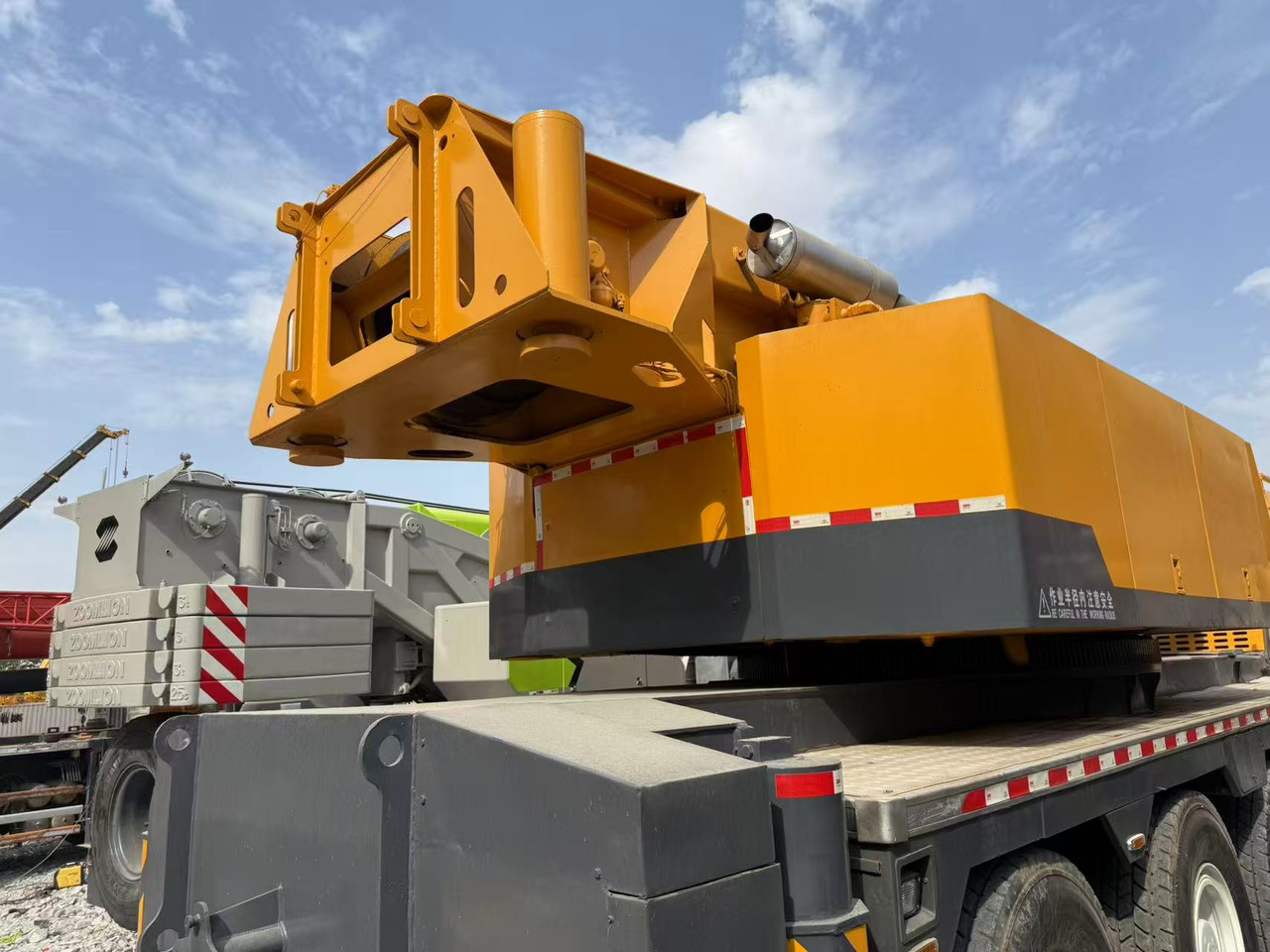 XCMG XCA260 - Grue mobile: photos 1 XCMG XCA260 - Grue mobile: photos 1