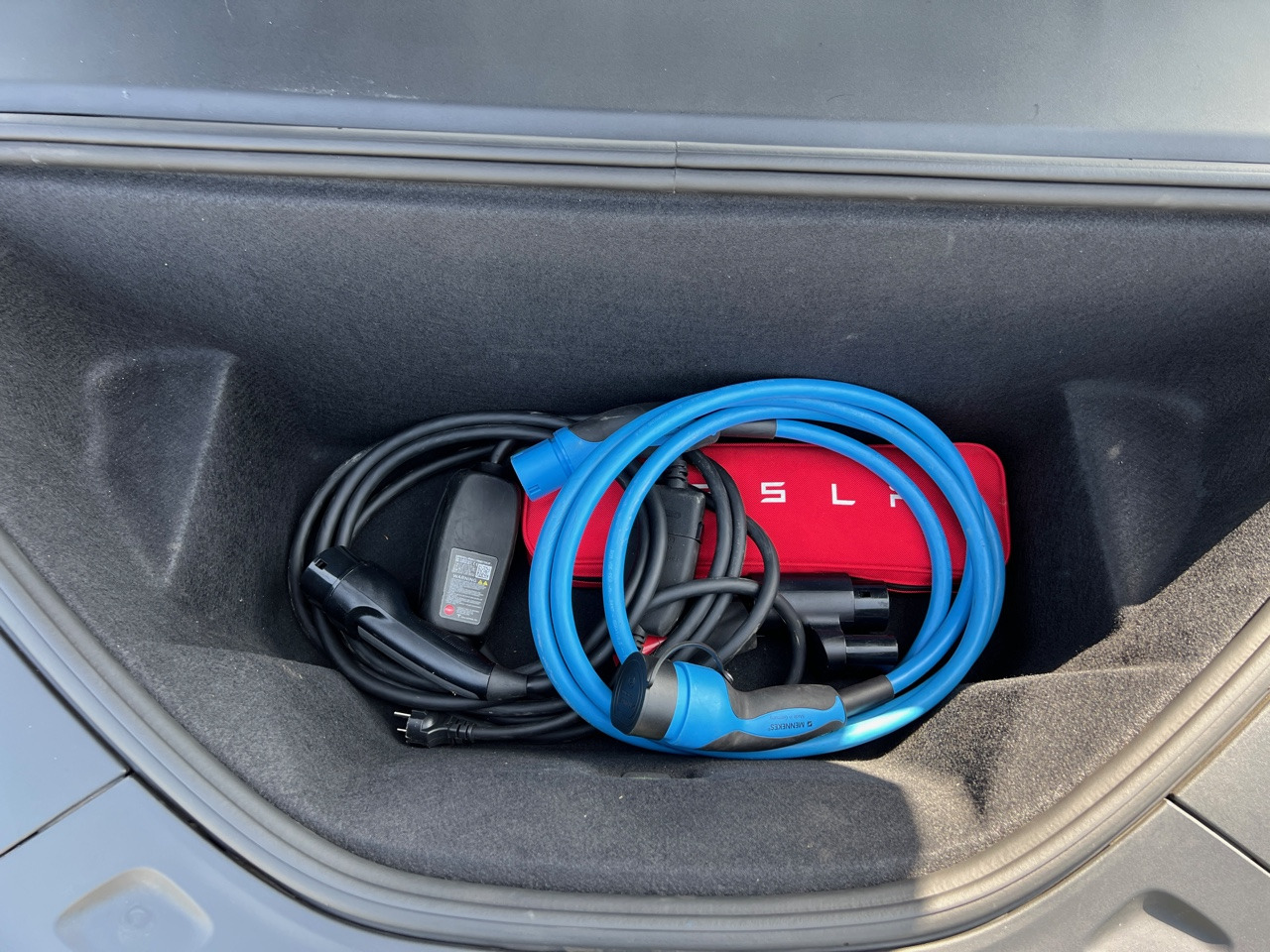 TESLA Model S 75D – FSD3 – Autopilot - Phase 2 - Garantie - Berline: photos 4 TESLA Model S 75D – FSD3 – Autopilot - Phase 2 - Garantie - Berline: photos 4