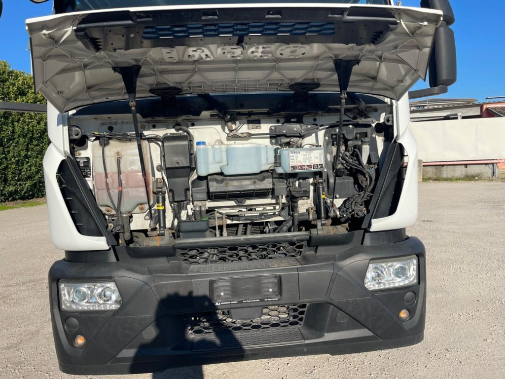 IVECO EUROCARGO 180E25 CON SCARRABILE NUOVO en crédit-bail IVECO EUROCARGO 180E25 CON SCARRABILE NUOVO: photos 13