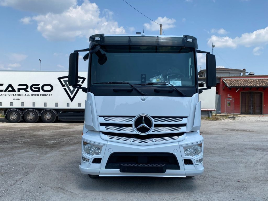MERCEDES-BENZ ANTOS 25.43 SCARRABILE FULL PNEUMATICO 3 - Camion ampliroll: photos 2 MERCEDES-BENZ ANTOS 25.43 SCARRABILE FULL PNEUMATICO 3 - Camion ampliroll: photos 2