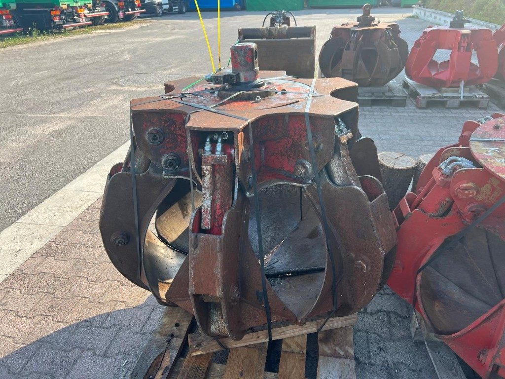 POLIPO USATO ROZZI A 6 PALE CON ROTORE - Grappin: photos 3 POLIPO USATO ROZZI A 6 PALE CON ROTORE - Grappin: photos 3