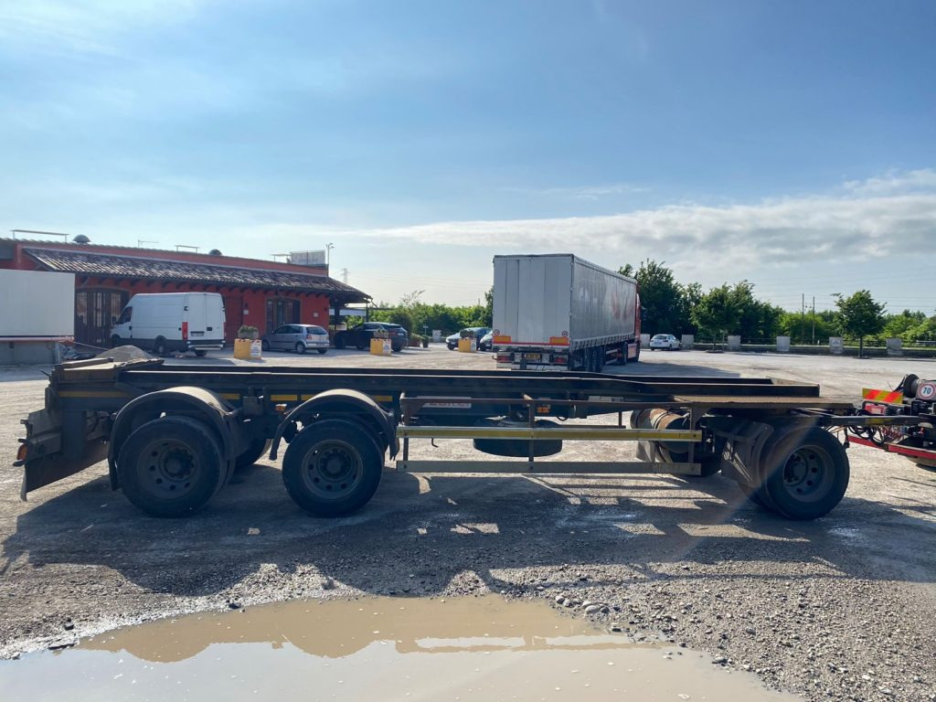 ZORZI 26 R 070 19 A SCARRABILE BALESTRATO - Remorque ampliroll/ Multibenne: photos 4 ZORZI 26 R 070 19 A SCARRABILE BALESTRATO - Remorque ampliroll/ Multibenne: photos 4