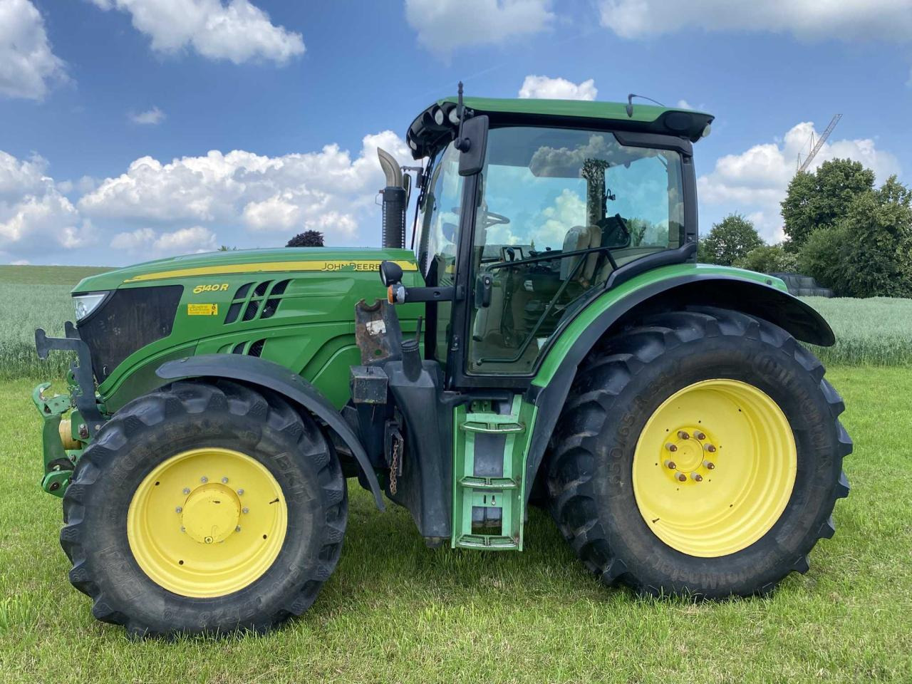 John Deere 6140 R - Tracteur agricole: photos 2 John Deere 6140 R - Tracteur agricole: photos 2