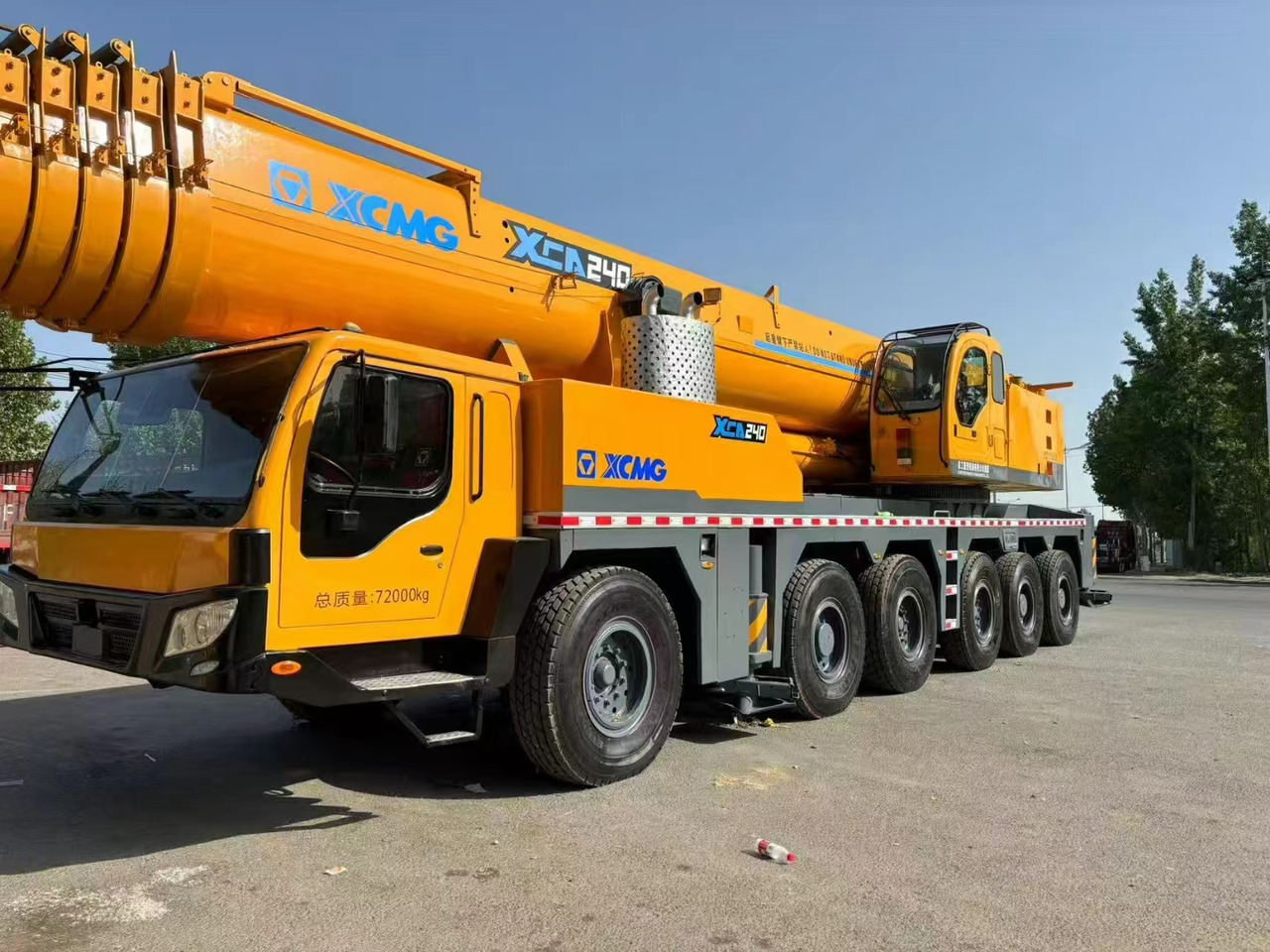 XCMG QAY240 XCT240 XCA240 QY240K 240 ton 250 ton 300 ton 260 ton 200 ton 220 ton crane - Grue tout-terrain: photos 1 XCMG QAY240 XCT240 XCA240 QY240K 240 ton 250 ton 300 ton 260 ton 200 ton 220 ton crane - Grue tout-terrain: photos 1