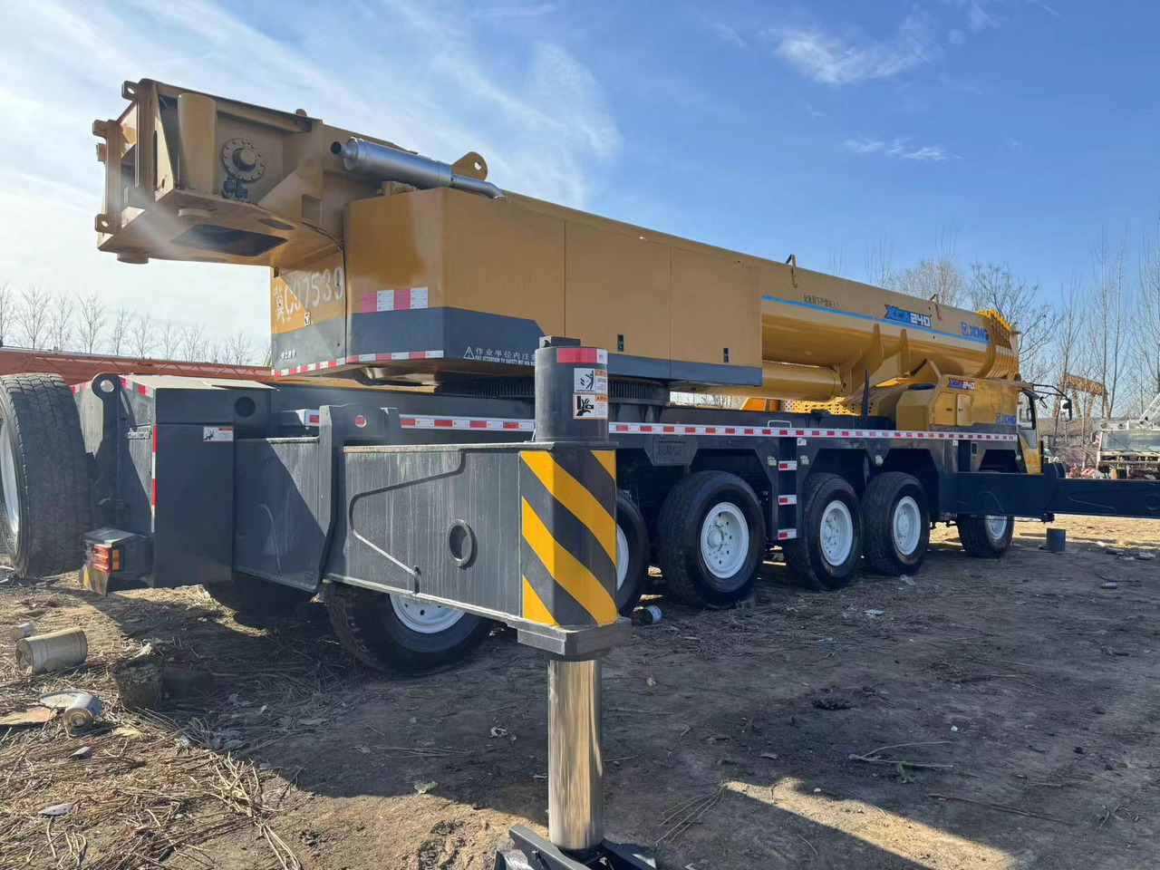 XCMG QAY240 XCT240 XCA240 QY240K 240 ton 250 ton 300 ton 260 ton 200 ton 220 ton crane - Grue tout-terrain: photos 4 XCMG QAY240 XCT240 XCA240 QY240K 240 ton 250 ton 300 ton 260 ton 200 ton 220 ton crane - Grue tout-terrain: photos 4