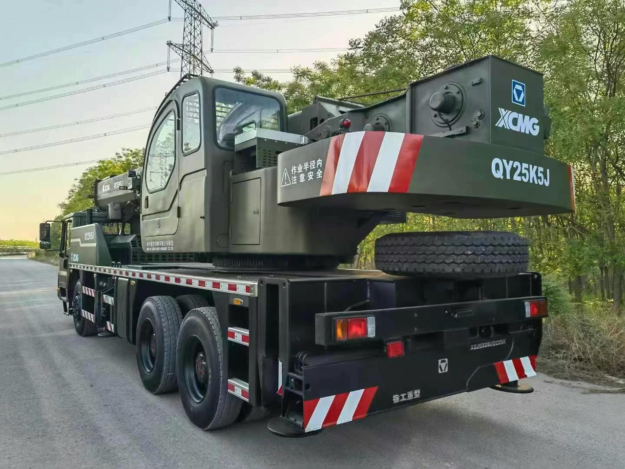 XCMG QY25K5-1 25 ton truck crane - Grue mobile: photos 3 XCMG QY25K5-1 25 ton truck crane - Grue mobile: photos 3