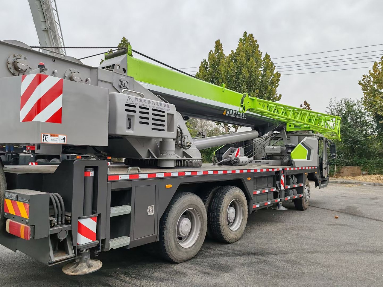 ZOOMLION ZTC251V 25 TON TRUCK CRANE - Grue mobile: photos 4 ZOOMLION ZTC251V 25 TON TRUCK CRANE - Grue mobile: photos 4