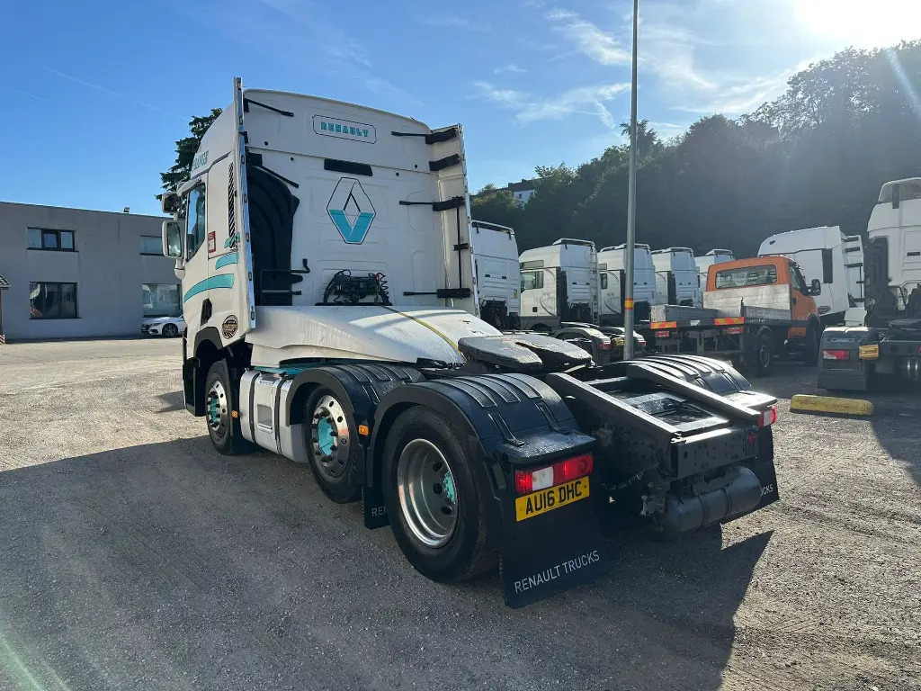 Renault T 460 (DHC) - Tracteur routier: photos 5 Renault T 460 (DHC) - Tracteur routier: photos 5