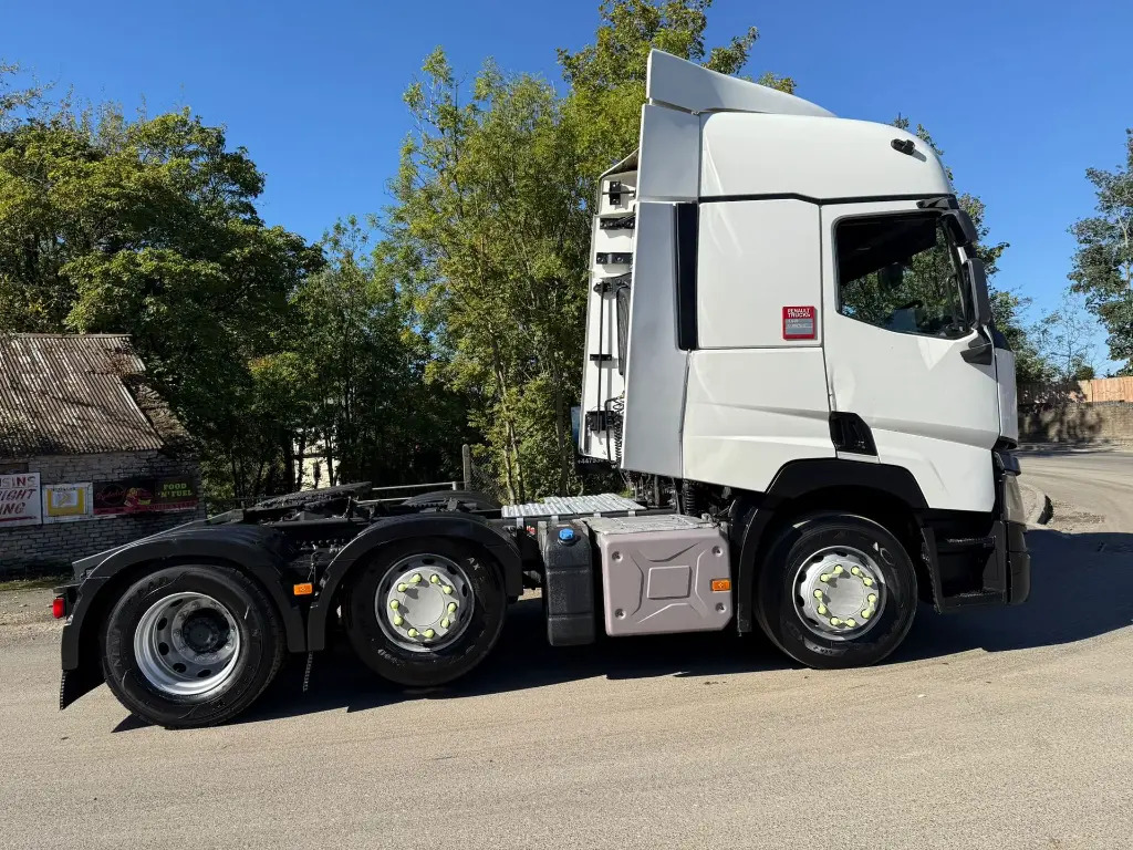 Renault T 480 (UBC) - Tracteur routier: photos 4 Renault T 480 (UBC) - Tracteur routier: photos 4
