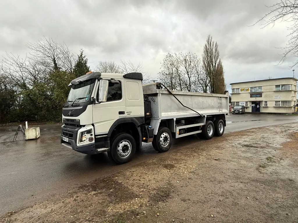 Volvo FMX 420 8x4 Tipper - RHD - Camion benne: photos 3 Volvo FMX 420 8x4 Tipper - RHD - Camion benne: photos 3
