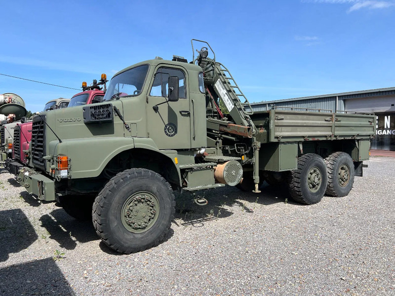 Volvo N 10 6X6 - FASSI 8TM CRANE (4x in stock) - Camion, Camion grue: photos 1 Volvo N 10 6X6 - FASSI 8TM CRANE (4x in stock) - Camion, Camion grue: photos 1