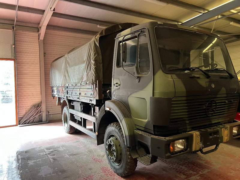 Mercedes-Benz 1017 A/4X4 - Camion fourgon: photos 3 Mercedes-Benz 1017 A/4X4 - Camion fourgon: photos 3