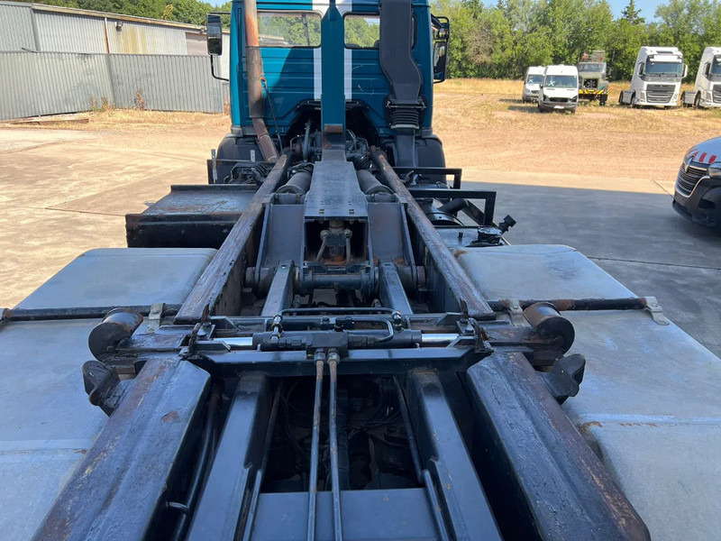 Camion ampliroll Mercedes-Benz SK 2638 V8 Ex-politie voertuig: photos 8 Camion ampliroll Mercedes-Benz SK 2638 V8 Ex-politie voertuig: photos 8