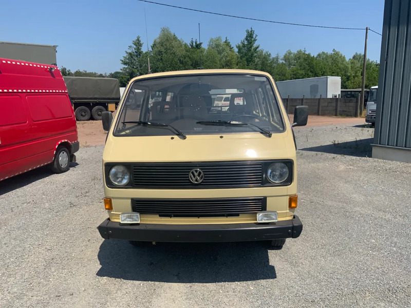 Volkswagen Transporter 4WD T3 syncro - Voiture: photos 2 Volkswagen Transporter 4WD T3 syncro - Voiture: photos 2