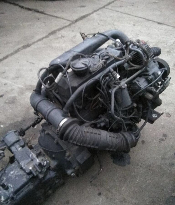 Mercedes-Benz OM364LA Mercedes-Benz - Moteur pour Camion: photos 2 Mercedes-Benz OM364LA Mercedes-Benz - Moteur pour Camion: photos 2