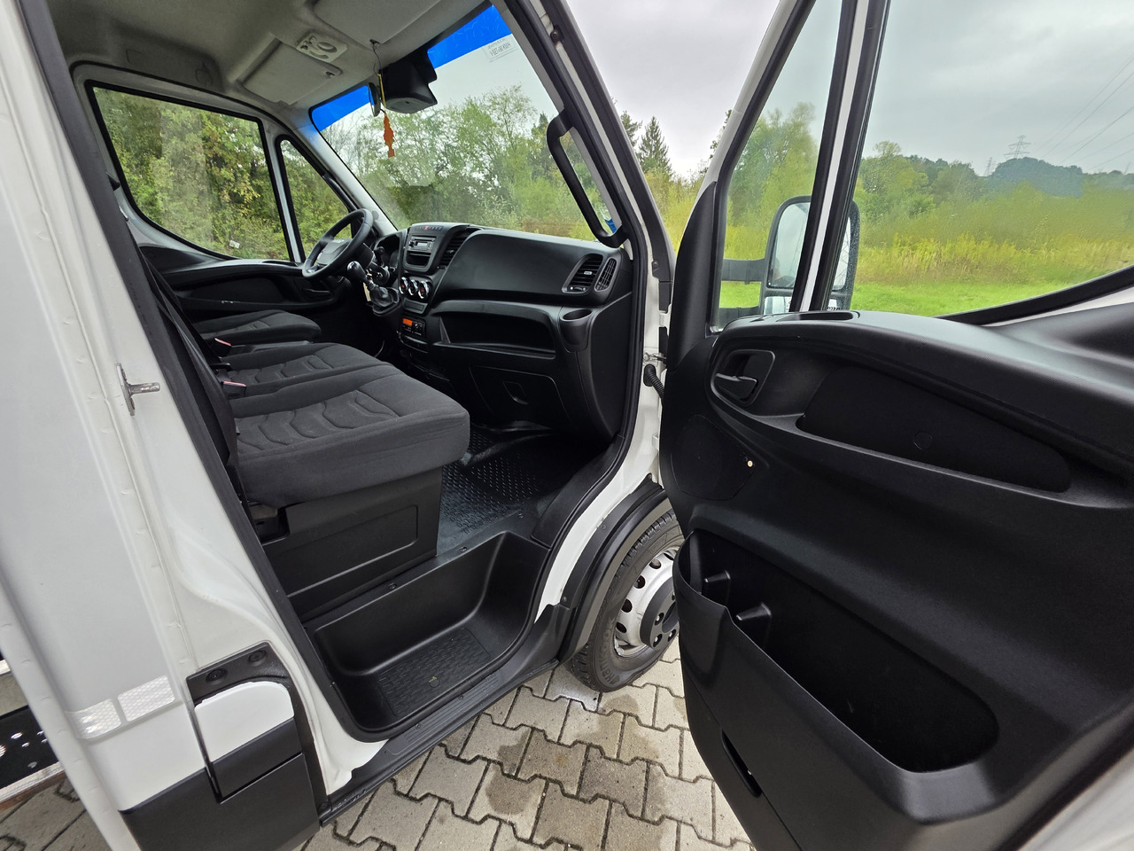 Utilitaire benne IVECO Daily 70c-17 Wywrotka 3.80 M ! Kiper 3-Stronny ! Klima ! 3.0 HPI * 170 Hp ! Super Stan ! Z Włoch !: photos 26 Utilitaire benne IVECO Daily 70c-17 Wywrotka 3.80 M ! Kiper 3-Stronny ! Klima ! 3.0 HPI * 170 Hp ! Super Stan ! Z Włoch !: photos 26