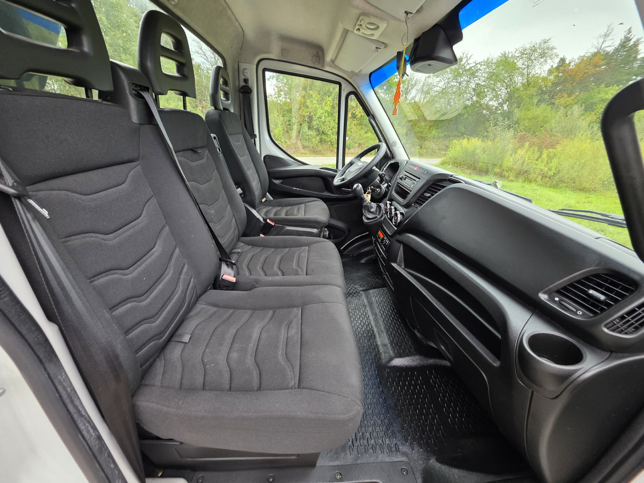 Utilitaire benne IVECO Daily 70c-17 Wywrotka 3.80 M ! Kiper 3-Stronny ! Klima ! 3.0 HPI * 170 Hp ! Super Stan ! Z Włoch !: photos 27 Utilitaire benne IVECO Daily 70c-17 Wywrotka 3.80 M ! Kiper 3-Stronny ! Klima ! 3.0 HPI * 170 Hp ! Super Stan ! Z Włoch !: photos 27